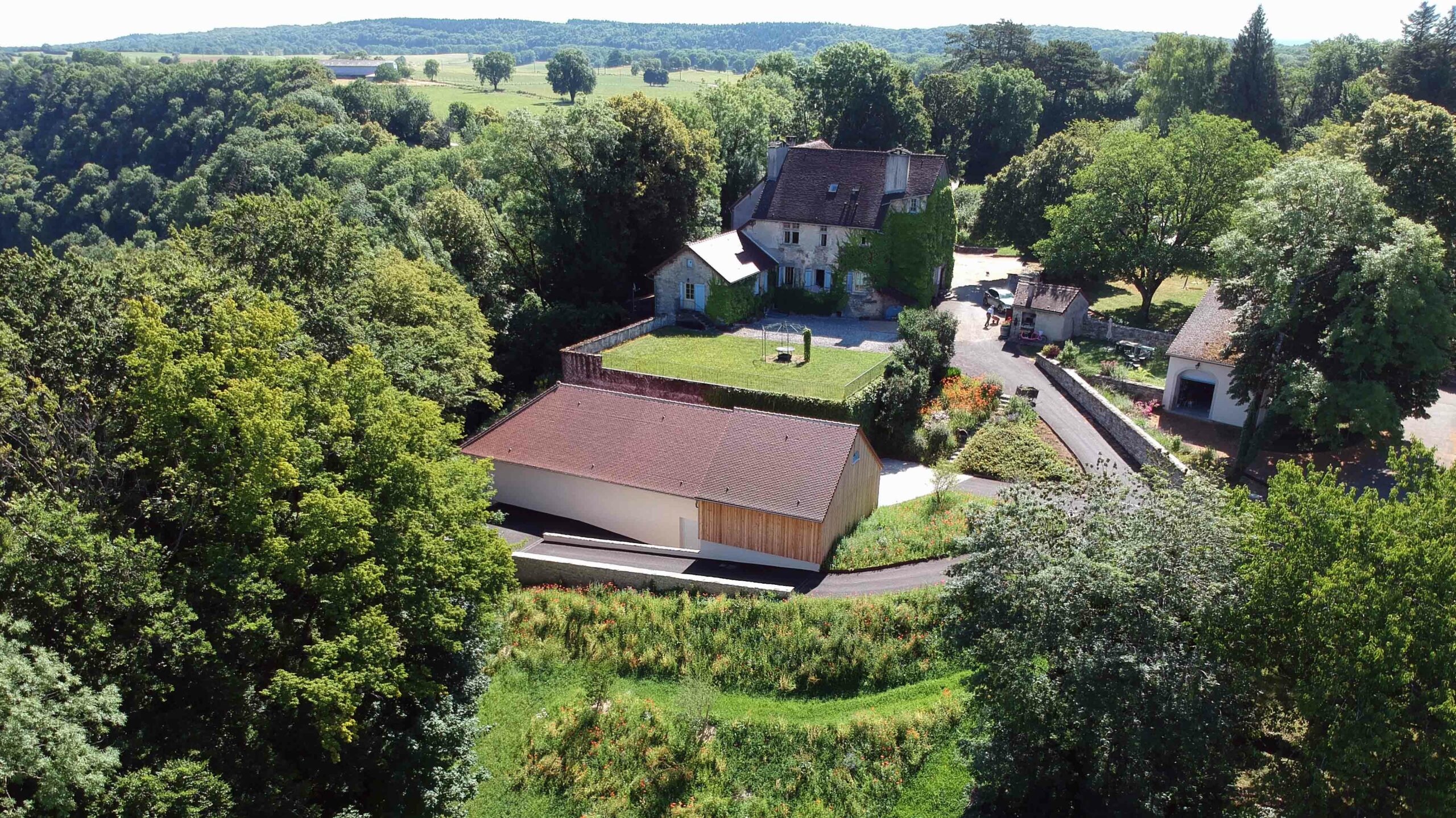 Création d’un chai semi-enterré pour un domaine vinicole